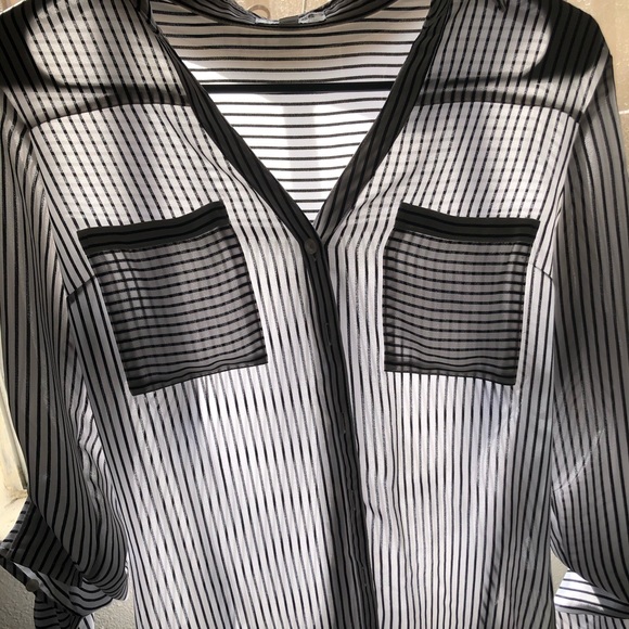 EXPRESS- The Portofino Shirt. Size small/petite. - Picture 1 of 5